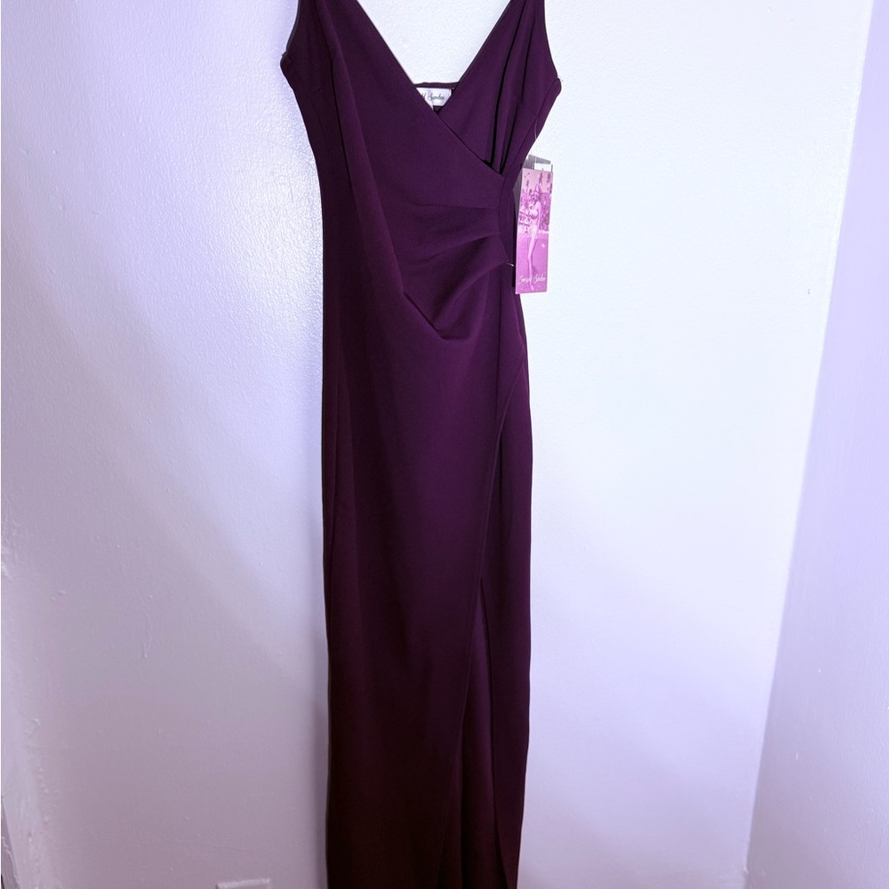NWT - Emerald Sundae Burgundy Evening Gown Thigh Slit Size XXS